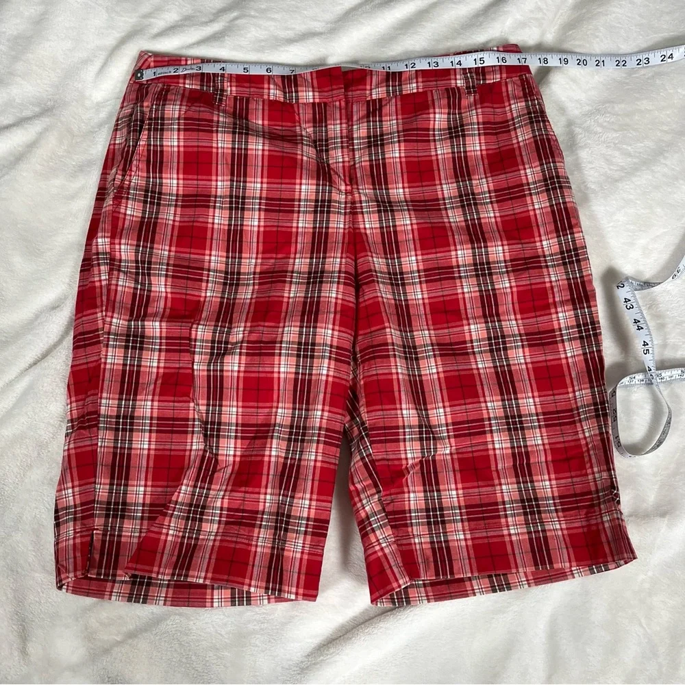 New York & Company Manhattan Chino Women’s Red Plaid Shorts Size 12